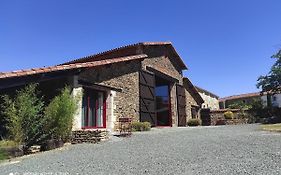 Domaine De L'Orfraie
